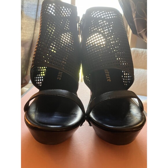 Juicy Couture Women's Carli Cage Platform Heels Black Size 8M NIB - Picture 11 of 14